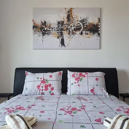 Bus Station Apartment *